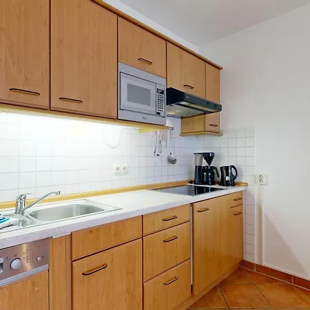 Appartementhaus Binzer Sterne 21 *